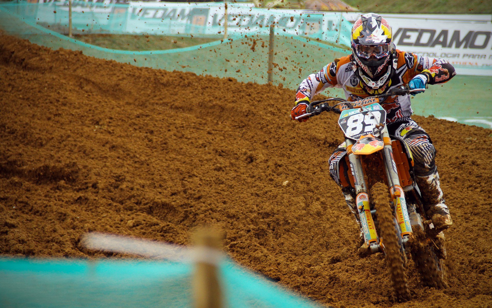 布雷默惊艳四座，比利亚雷亚尔力克德国，一场非典型胜利的战术革命